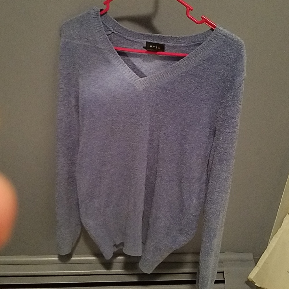 Blue sweater like new